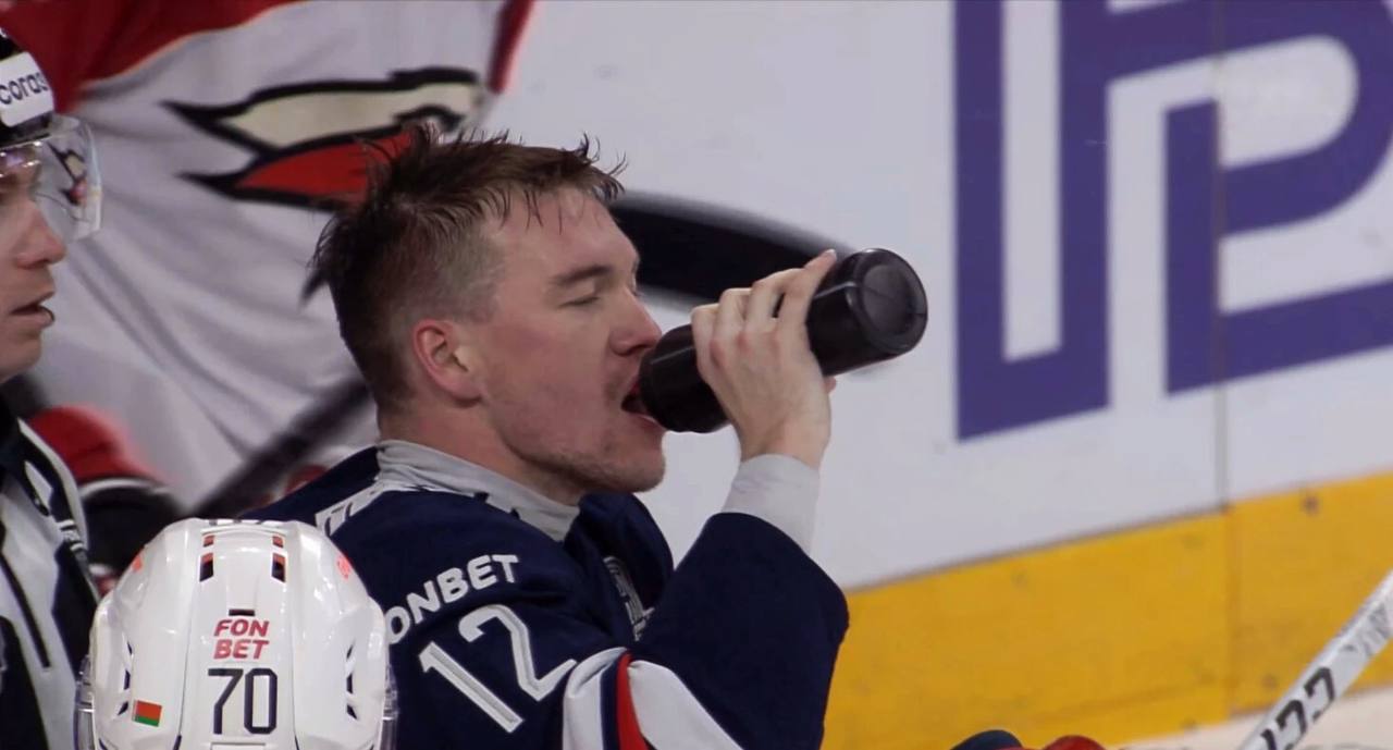 Провокация Камалова не сработала. Фото: скриншот из трансляции