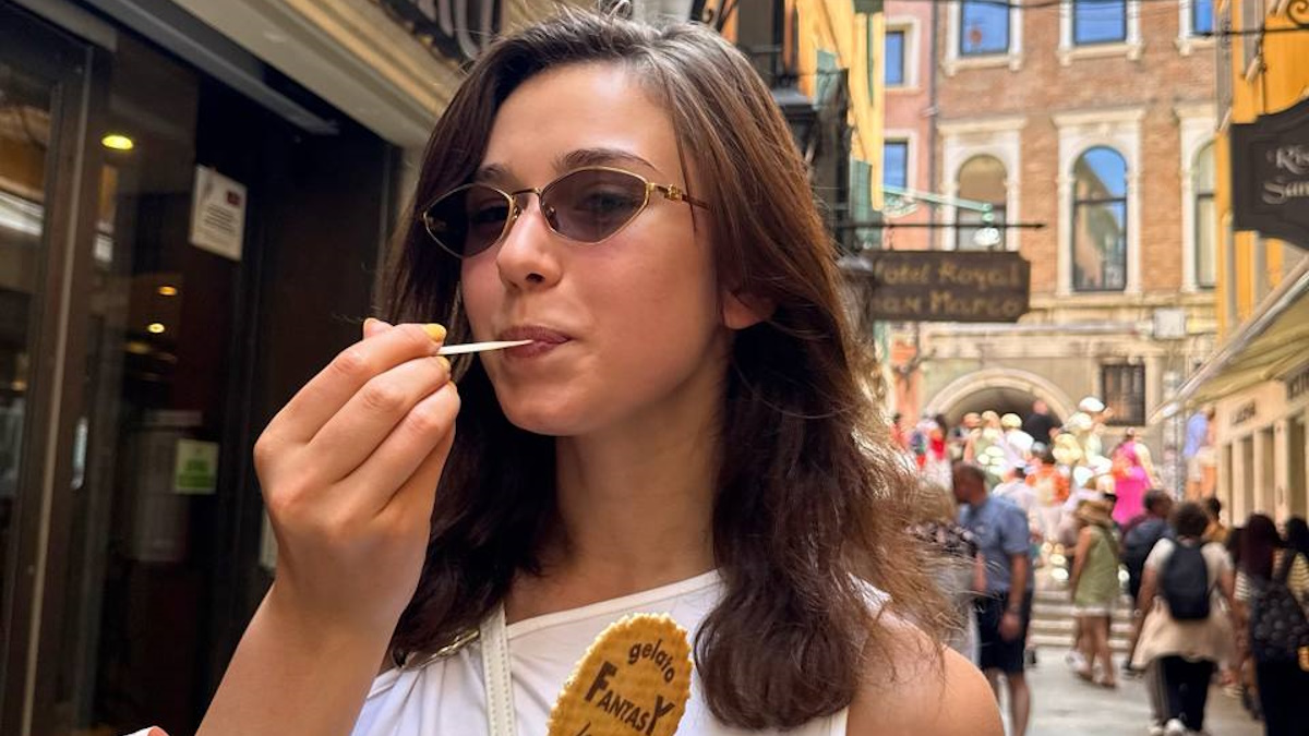 Камила Валиева в Венеции. Фото: телеграм-канал фигуристки