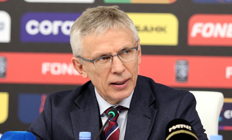 Ларионов намекнул, что ездил в Милан по вопросу возвращения сборной России. Фото: Global Look Press