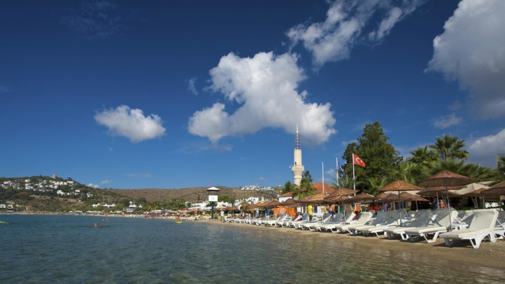 Пляж Битез недалеко от Бодрума.