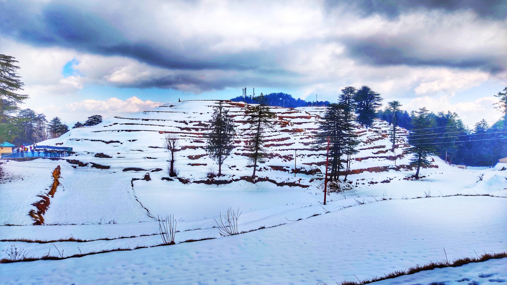 Заснеженные вершины Куфри.