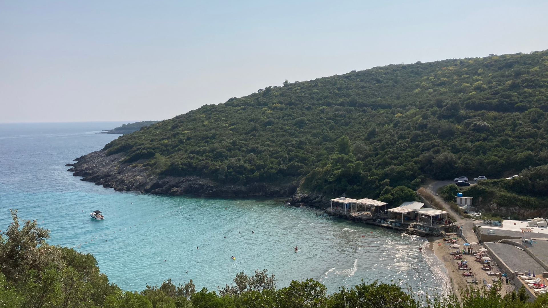 Пляж Трстено, Будванская ривьера.