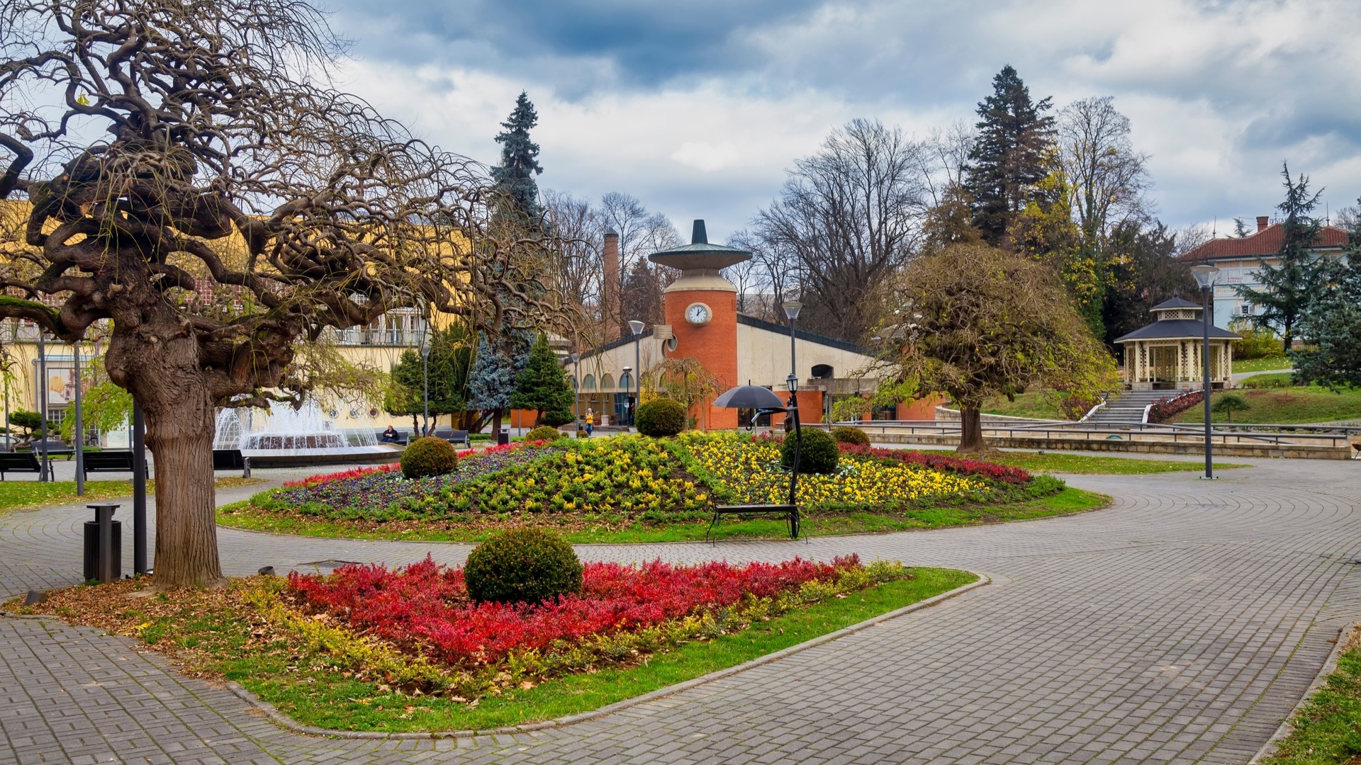 Общественный парк и спа-центр Врнячка-Баня.